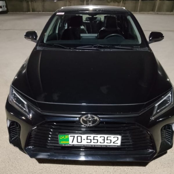 YARIS2 600x600